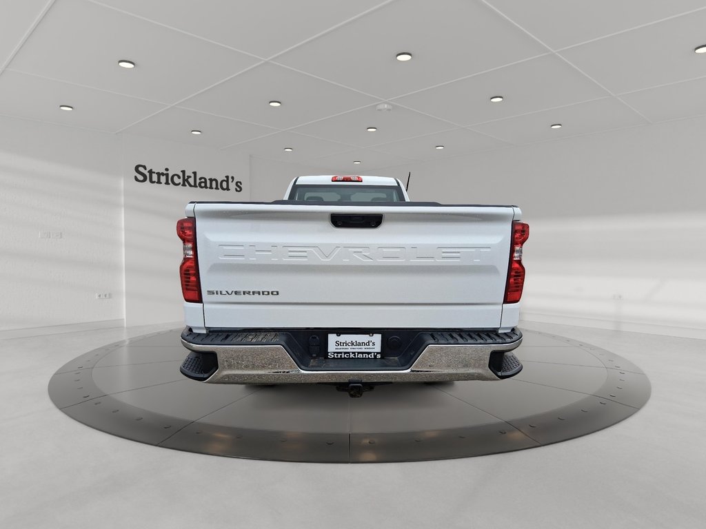 2023 Chevrolet Silverado 1500 Regular Cab 4x2 WT / Long Box in Stratford, Ontario - 3 - w1024h768px