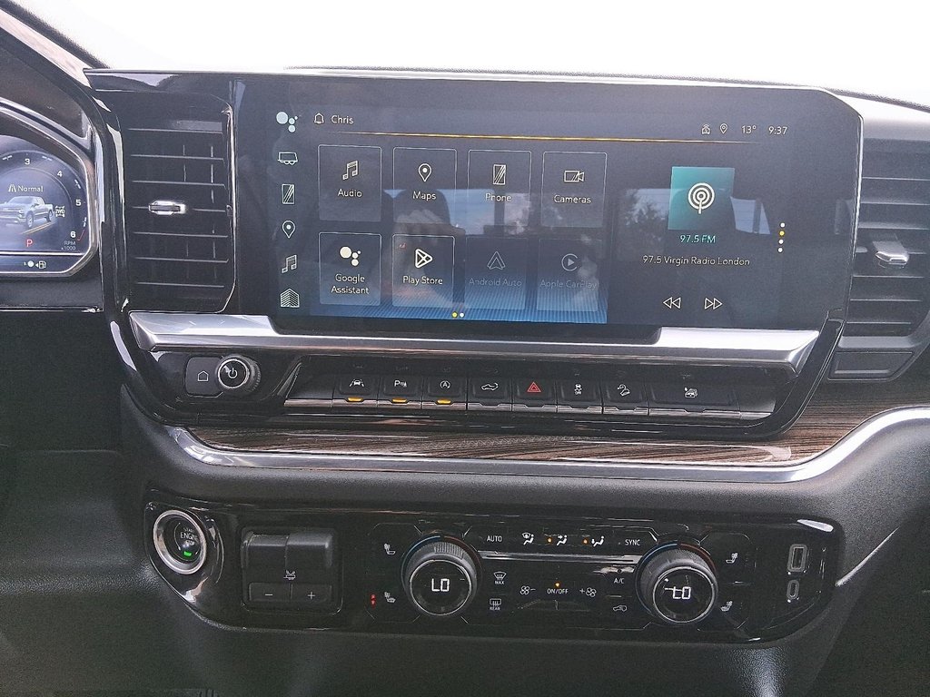 2023 Chevrolet Silverado 1500 Crew Cab 4x4 RST / Standard Box in Stratford, Ontario - 15 - w1024h768px