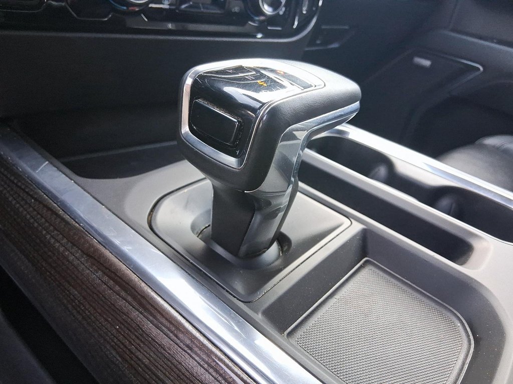 2023 Chevrolet Silverado 1500 Crew Cab 4x4 RST / Standard Box in Stratford, Ontario - 16 - w1024h768px