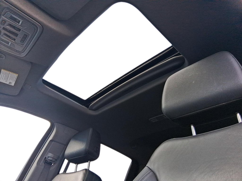 2023 Chevrolet Silverado 1500 Crew Cab 4x4 RST / Standard Box in Stratford, Ontario - 20 - w1024h768px