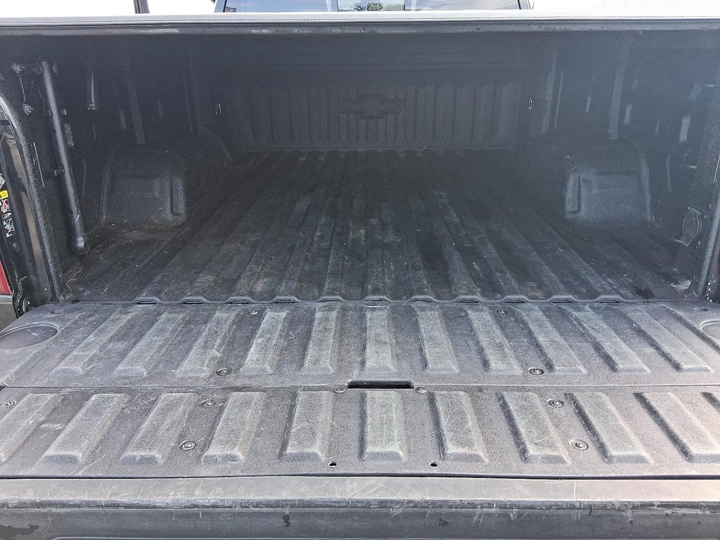 2023 Chevrolet Silverado 1500 Crew Cab 4x4 RST / Standard Box in Stratford, Ontario - 19 - w1024h768px