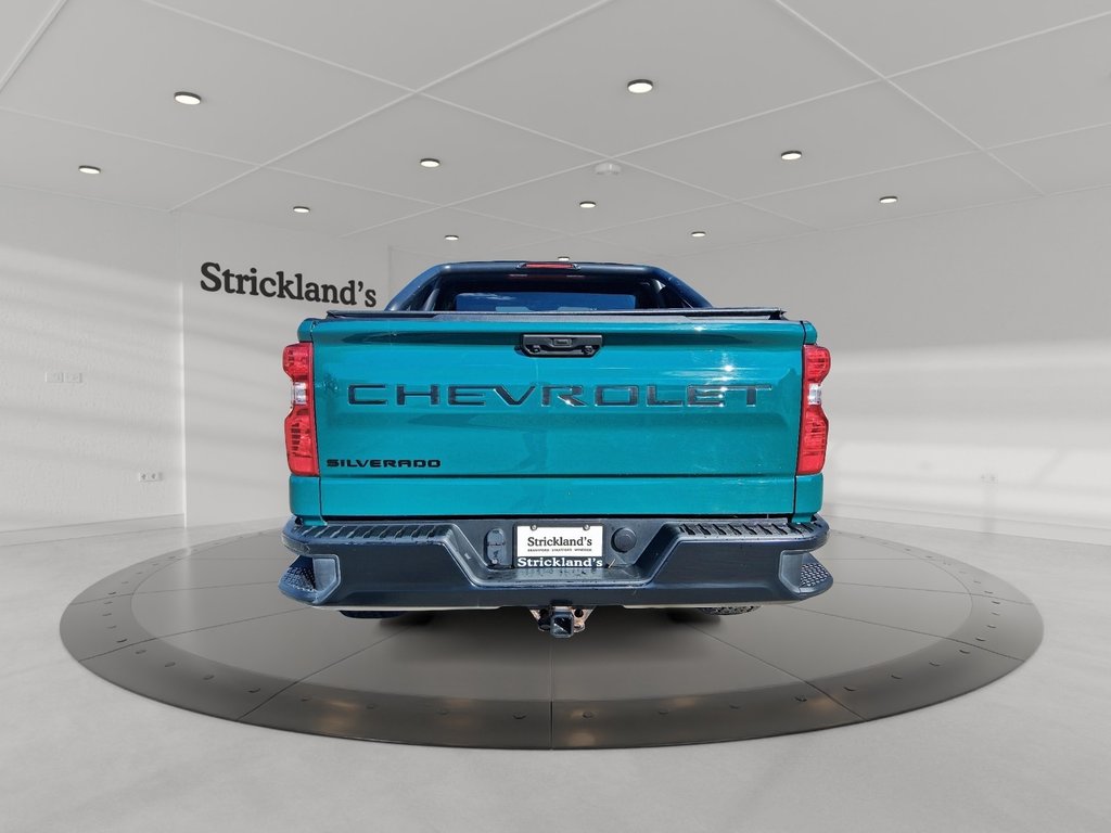 2023 Chevrolet Silverado 1500 Crew Cab 4x4 WT / Standard Box in Stratford, Ontario - 3 - w1024h768px
