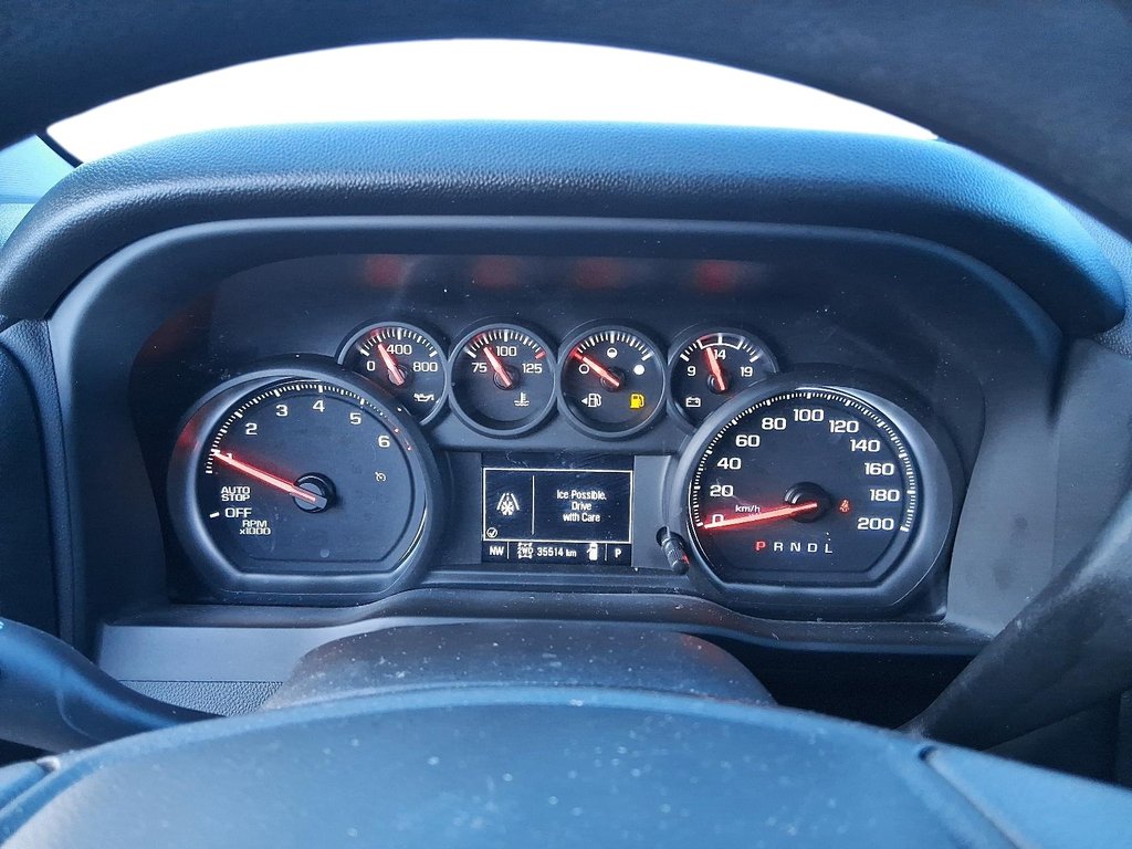 2023 Chevrolet Silverado 1500 Crew Cab 4x4 WT / Standard Box in Stratford, Ontario - 14 - w1024h768px