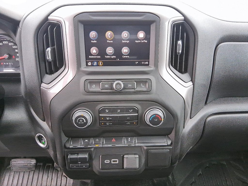 2023 Chevrolet Silverado 1500 Crew Cab 4x4 WT / Standard Box in Stratford, Ontario - 15 - w1024h768px
