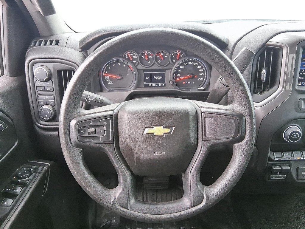2023 Chevrolet Silverado 1500 Crew Cab 4x4 WT / Standard Box in Stratford, Ontario - 12 - w1024h768px
