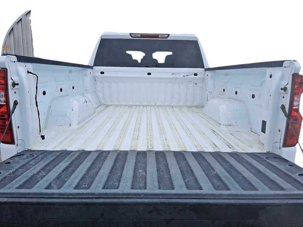 2023 Chevrolet Silverado 1500 Crew Cab 4x4 WT / Standard Box in Stratford, Ontario - 19 - w1024h768px
