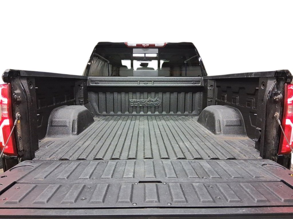 2023 Chevrolet Silverado 1500 Crew Cab 4x4 High Country / Standard Box in Stratford, Ontario - 20 - w1024h768px