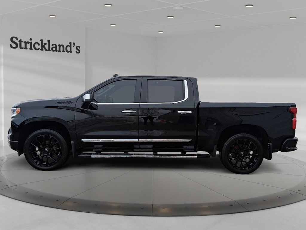 2023 Chevrolet Silverado 1500 Crew Cab 4x4 High Country / Standard Box in Stratford, Ontario - 5 - w1024h768px