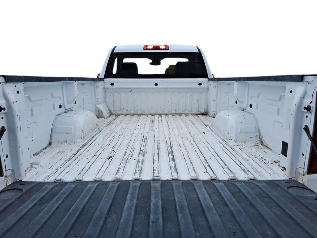 2023 Chevrolet Silverado 1500 Regular Cab 4x4 WT / Standard Box in Stratford, Ontario - 18 - w1024h768px