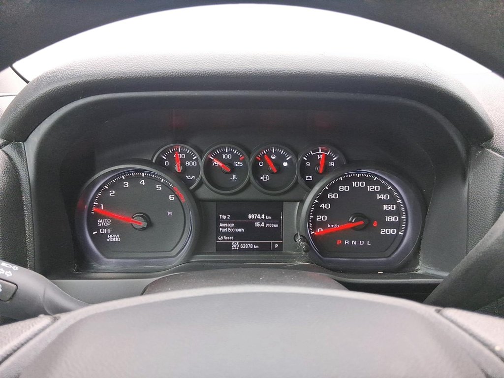 2023 Chevrolet Silverado 1500 Crew Cab 4x4 WT / Standard Box in Stratford, Ontario - 14 - w1024h768px