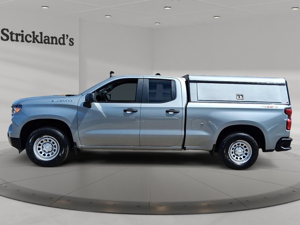 2023 Chevrolet Silverado 1500 Double Cab 4x4 WT / Standard Box in Stratford, Ontario - 5 - w1024h768px