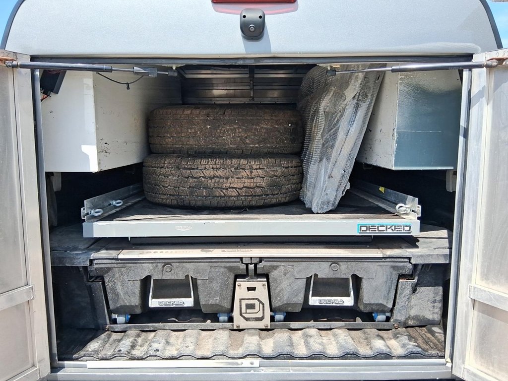 2023 Chevrolet Silverado 1500 Double Cab 4x4 WT / Standard Box in Stratford, Ontario - 20 - w1024h768px