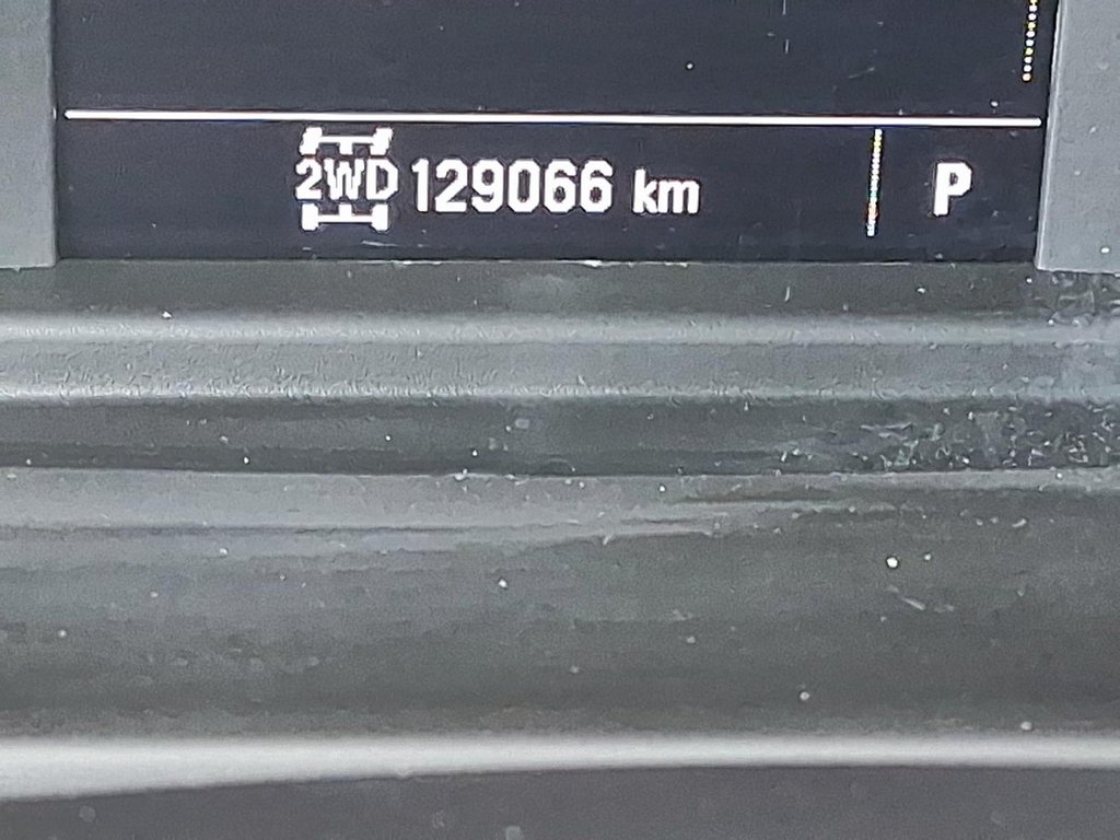 2023 Chevrolet Silverado 1500 Double Cab 4x4 WT / Standard Box in Stratford, Ontario - 13 - w1024h768px