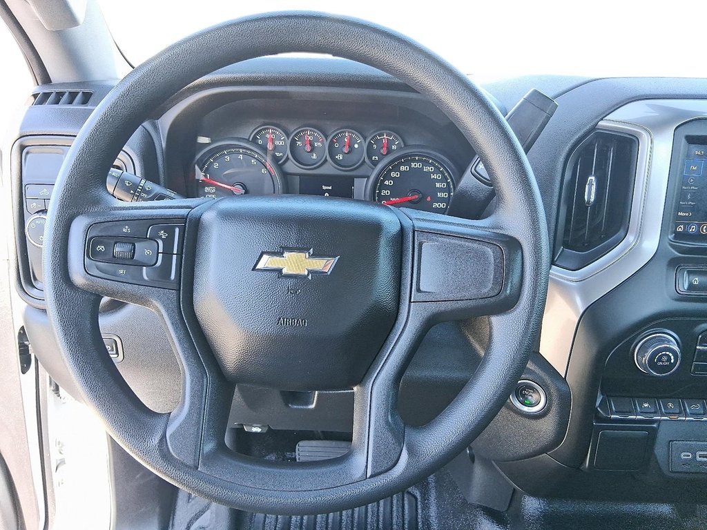2024 Chevrolet Silverado 1500 Regular Cab Long Box 2-Wheel Drive Work Truck in Stratford, Ontario - 10 - w1024h768px