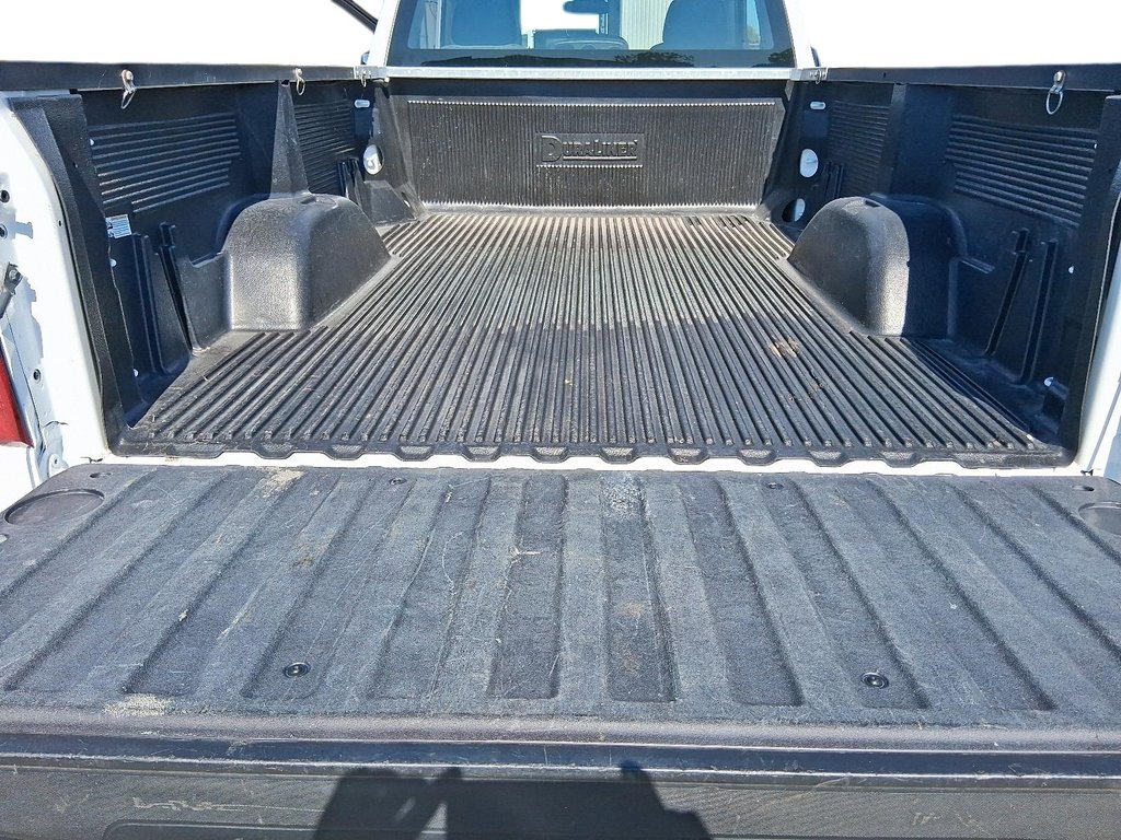 2024 Chevrolet Silverado 1500 Regular Cab Long Box 2-Wheel Drive Work Truck in Stratford, Ontario - 15 - w1024h768px