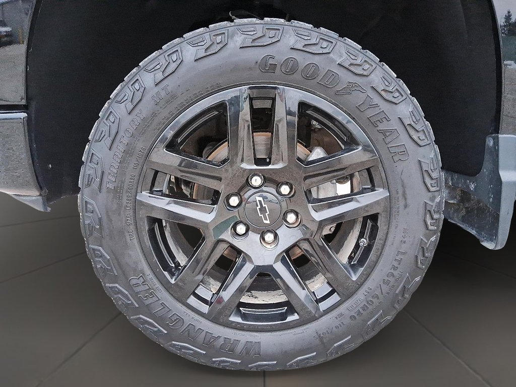 2024 Chevrolet Silverado 1500 Crew Cab Standard Box 4-Wheel Drive Custom Trail B in Stratford, Ontario - 6 - w1024h768px