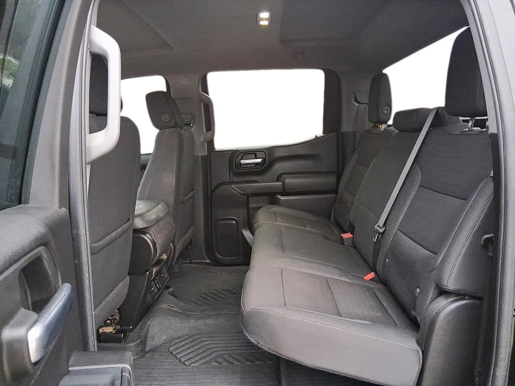 2024 Chevrolet Silverado 1500 Crew Cab Standard Box 4-Wheel Drive Custom Trail B in Stratford, Ontario - 9 - w1024h768px