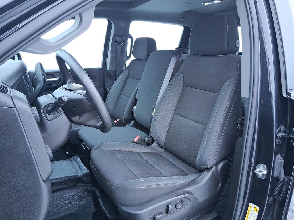 2024 Chevrolet Silverado 1500 Crew Cab Standard Box 4-Wheel Drive Work Truck in Stratford, Ontario - 8 - w1024h768px