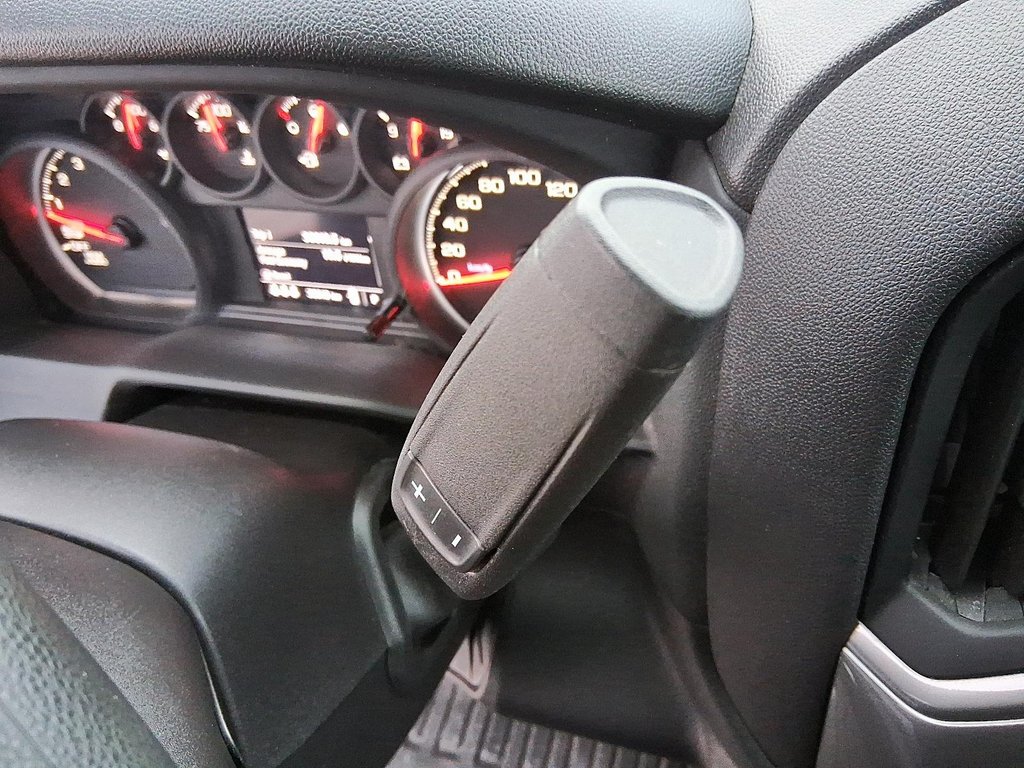 2024 Chevrolet Silverado 1500 Crew Cab Standard Box 4-Wheel Drive Work Truck in Stratford, Ontario - 16 - w1024h768px