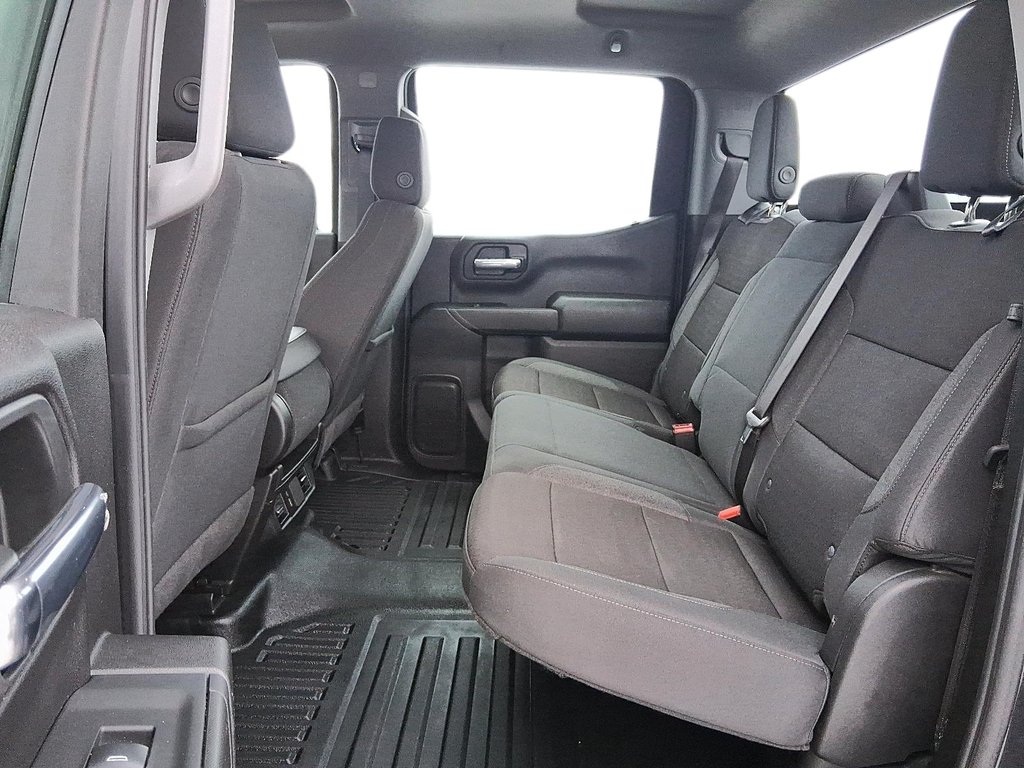 2024 Chevrolet Silverado 1500 Crew Cab Standard Box 4-Wheel Drive Work Truck in Stratford, Ontario - 9 - w1024h768px