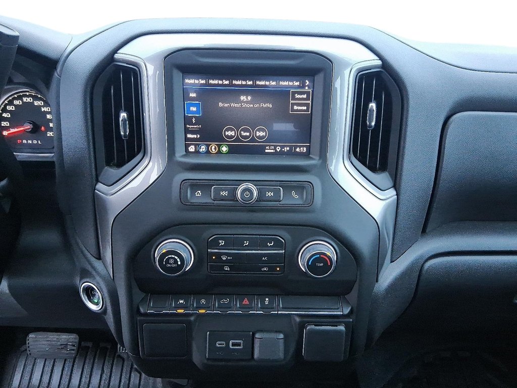 2024 Chevrolet Silverado 1500 Crew Cab Standard Box 4-Wheel Drive Work Truck in Stratford, Ontario - 15 - w1024h768px