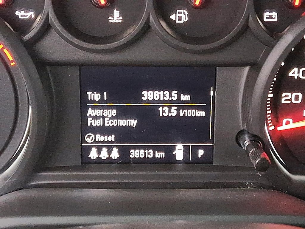 2024 Chevrolet Silverado 1500 Crew Cab Standard Box 4-Wheel Drive Work Truck in Stratford, Ontario - 13 - w1024h768px