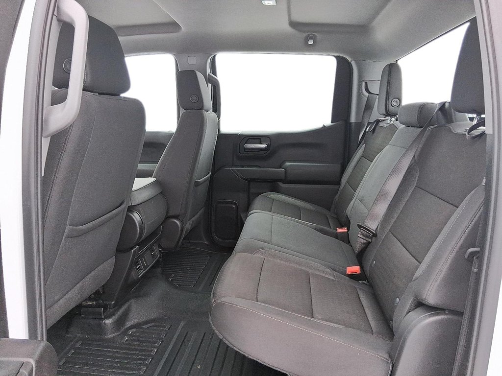 2024 Chevrolet Silverado 1500 Crew Cab Standard Box 4-Wheel Drive Work Truck in Stratford, Ontario - 9 - w1024h768px