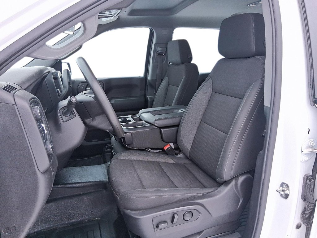 2024 Chevrolet Silverado 1500 Crew Cab Standard Box 4-Wheel Drive Work Truck in Stratford, Ontario - 8 - w1024h768px