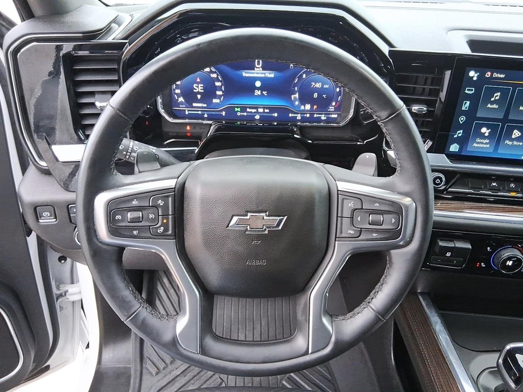 2024 Chevrolet Silverado 1500 Crew Cab Short Box 4-Wheel Drive RST in Stratford, Ontario - 11 - w1024h768px