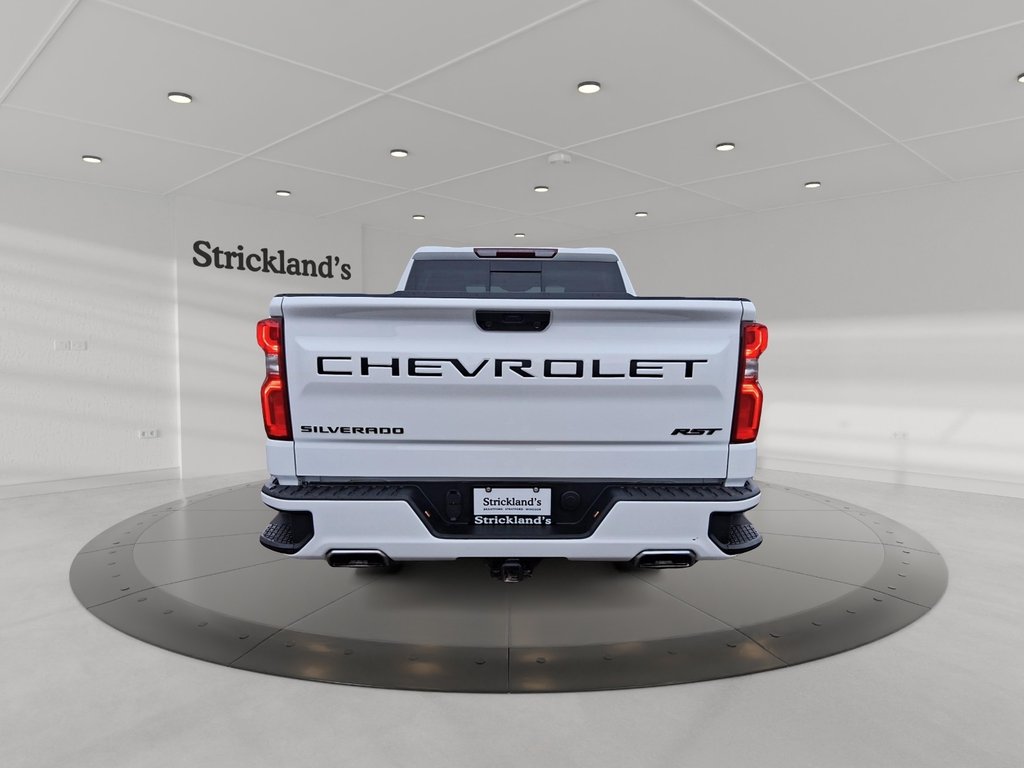2024 Chevrolet Silverado 1500 Crew Cab Short Box 4-Wheel Drive RST in Stratford, Ontario - 3 - w1024h768px
