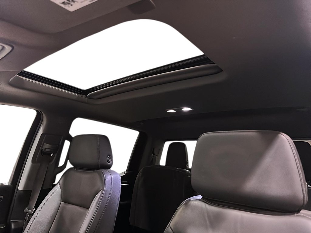 2024 Chevrolet Silverado 1500 Crew Cab Standard Box 4-Wheel Drive RST in Stratford, Ontario - 16 - w1024h768px