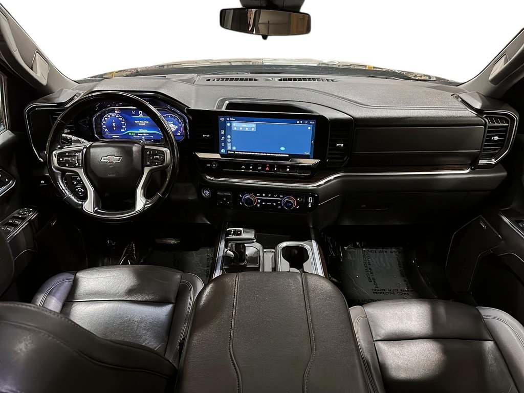 2024 Chevrolet Silverado 1500 Crew Cab Standard Box 4-Wheel Drive RST in Stratford, Ontario - 9 - w1024h768px