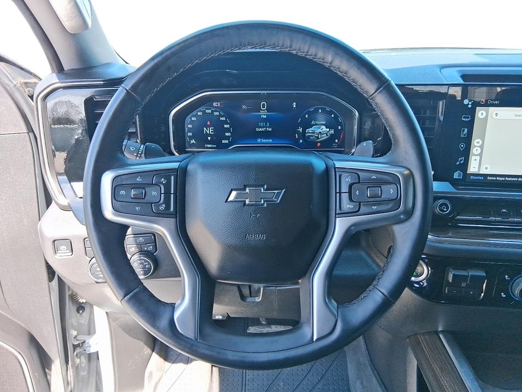 2024 Chevrolet Silverado 1500 Crew Cab Short Box 4-Wheel Drive RST in Stratford, Ontario - 12 - w1024h768px