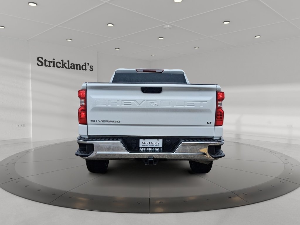 2025 Chevrolet Silverado 1500 Crew Cab Short Box 4-Wheel Drive LT in Stratford, Ontario - 3 - w1024h768px