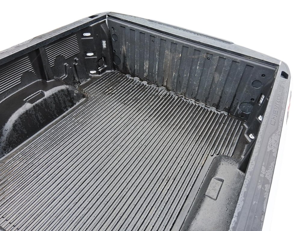 2025 Chevrolet Silverado 1500 Crew Cab Short Box 4-Wheel Drive LT in Stratford, Ontario - 18 - w1024h768px