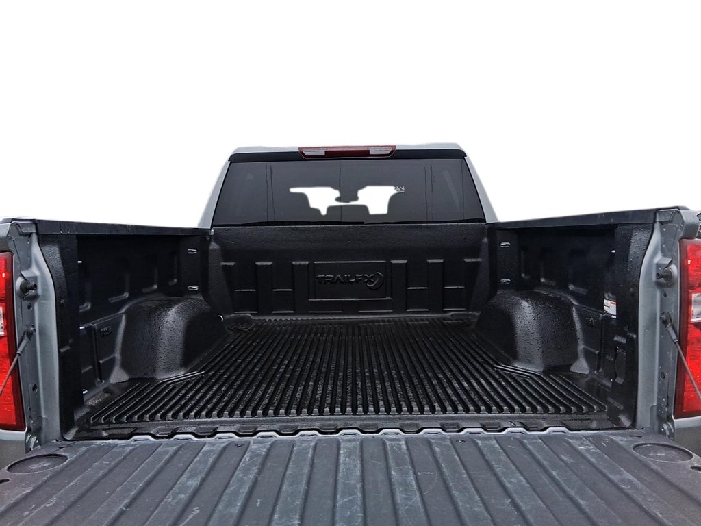 2025 Chevrolet Silverado 1500 Crew Cab Short Box 4-Wheel Drive LT in Stratford, Ontario - 19 - w1024h768px