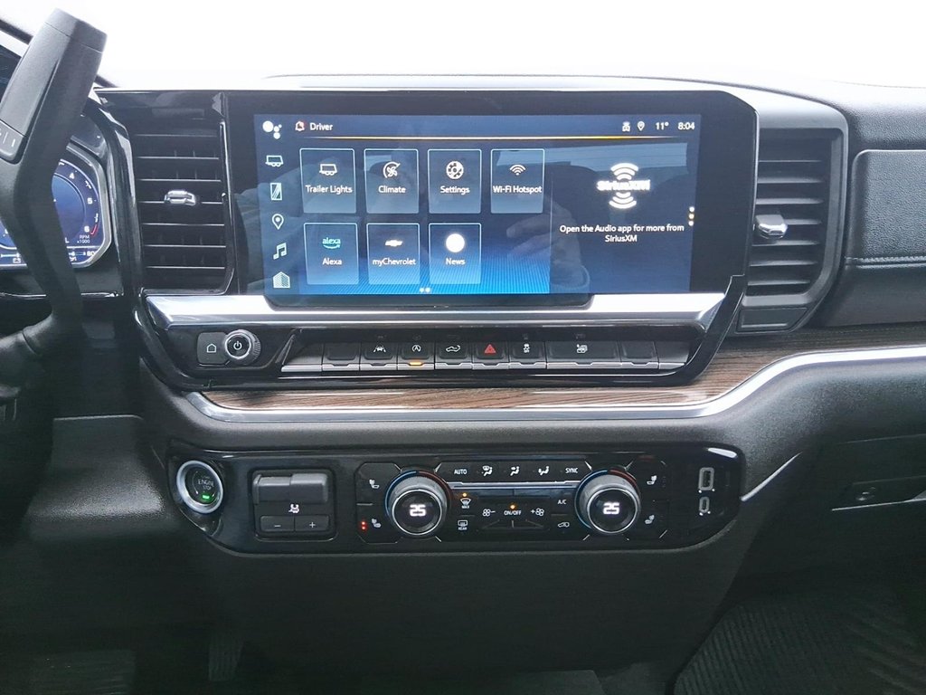 2025 Chevrolet Silverado 1500 Crew Cab Short Box 4-Wheel Drive LT in Stratford, Ontario - 15 - w1024h768px