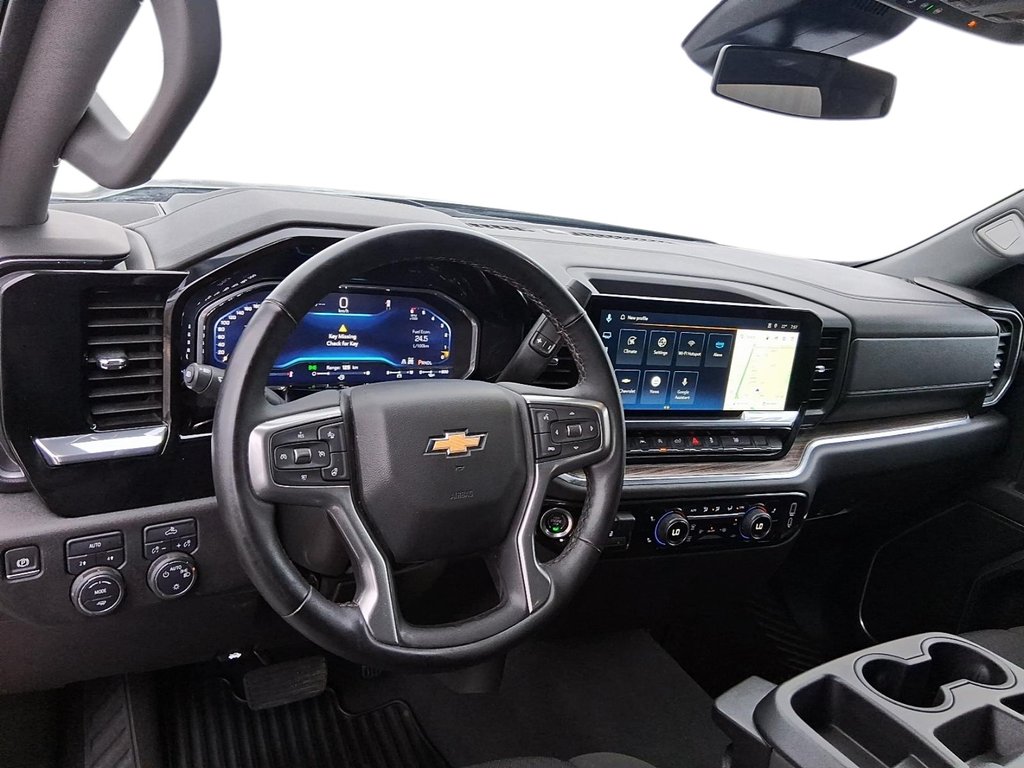 2025 Chevrolet Silverado 1500 Crew Cab Short Box 4-Wheel Drive LT in Stratford, Ontario - 10 - w1024h768px