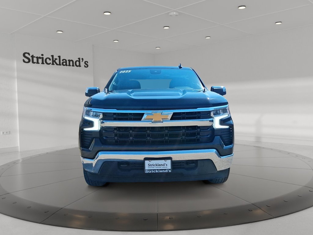 2025 Chevrolet Silverado 1500 Crew Cab Standard Box 4-Wheel Drive LT in Stratford, Ontario - 2 - w1024h768px