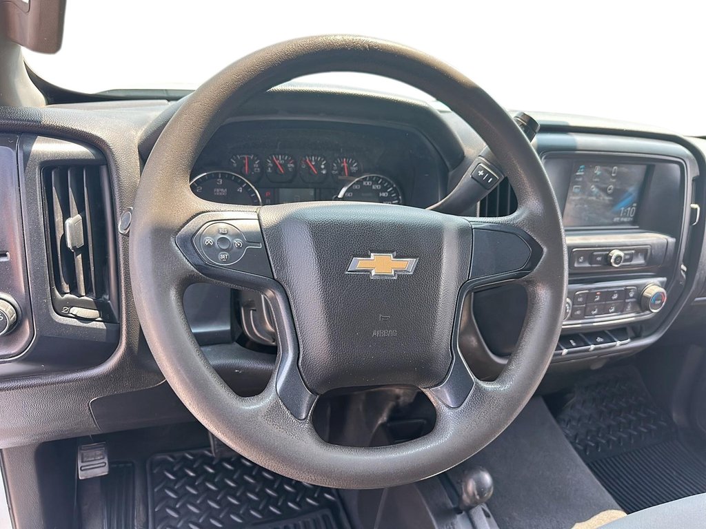 2019 Chevrolet Silverado 2500 Double 4x4 WT Standard Box in Stratford, Ontario - 10 - w1024h768px