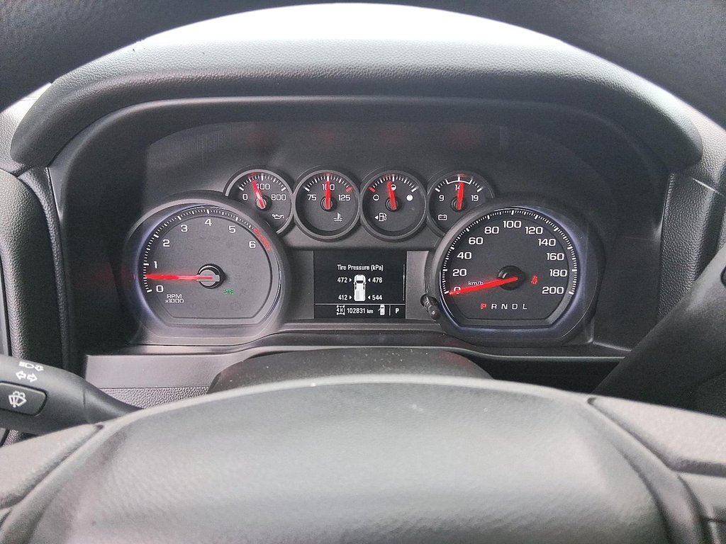 2020 Chevrolet Silverado 2500 New Crew 4x4 WT Standard Box in Stratford, Ontario - 13 - w1024h768px