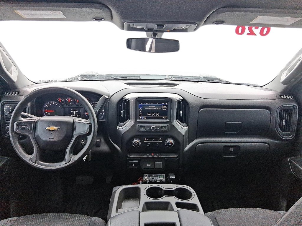 2020 Chevrolet Silverado 2500 New Crew 4x4 WT Standard Box in Stratford, Ontario - 9 - w1024h768px