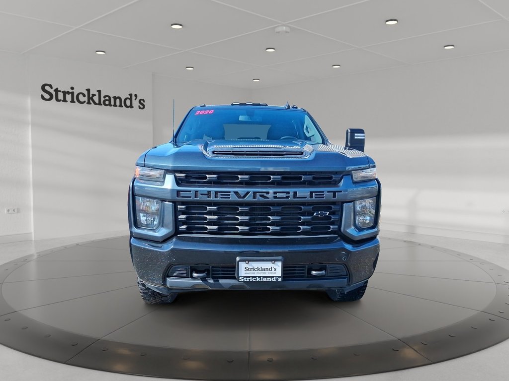 2020 Chevrolet Silverado 2500 New Crew 4x4 Custom Standard Box in Stratford, Ontario - 2 - w1024h768px