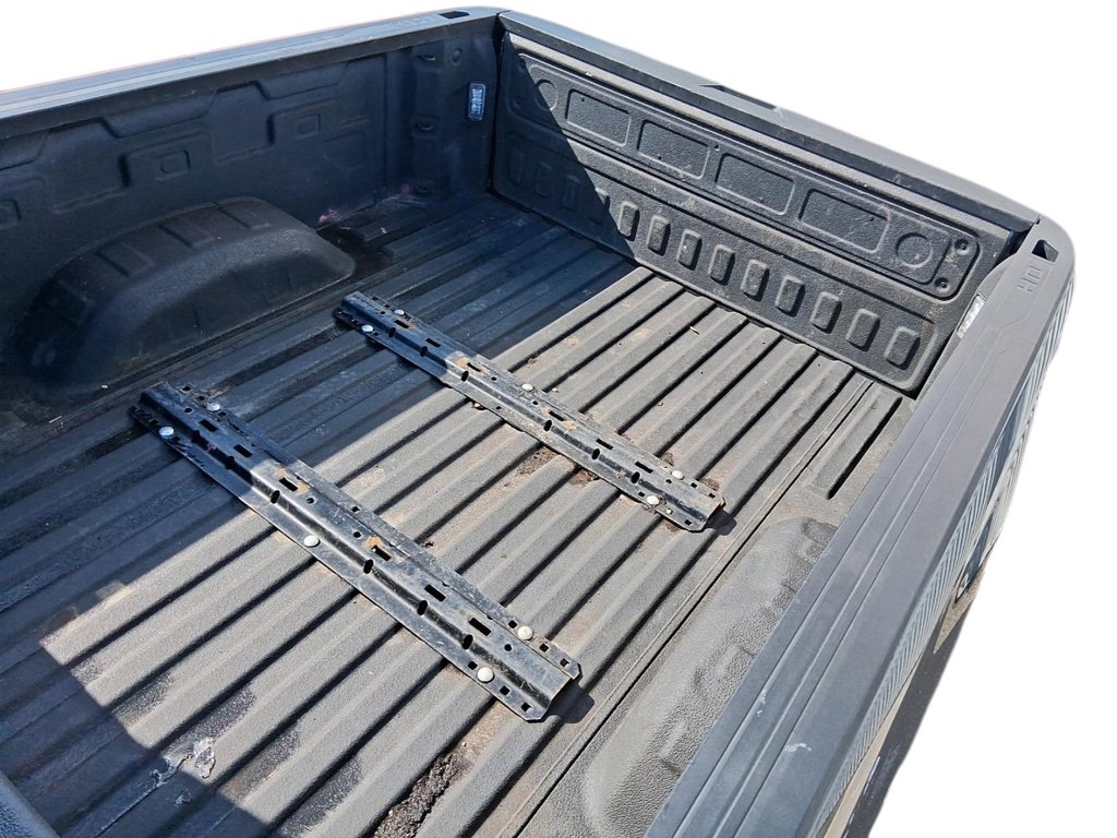 2020 Chevrolet Silverado 2500 New Crew 4x4 Custom Standard Box in Stratford, Ontario - 19 - w1024h768px