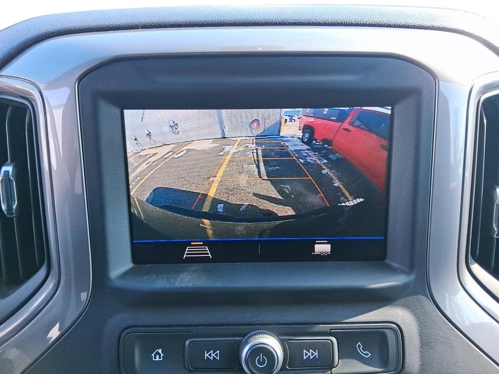 2020 Chevrolet Silverado 2500 New Crew 4x4 Custom Standard Box in Stratford, Ontario - 21 - w1024h768px