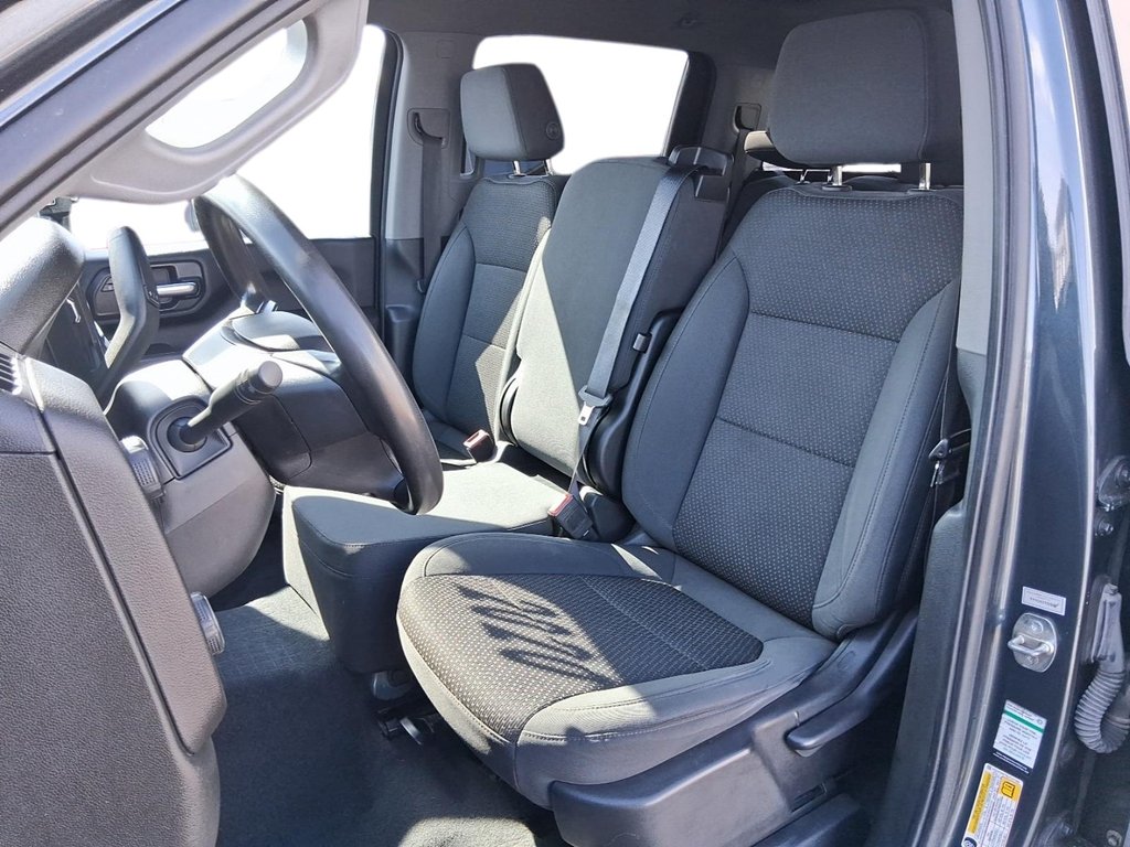 2020 Chevrolet Silverado 2500 New Crew 4x4 Custom Standard Box in Stratford, Ontario - 8 - w1024h768px