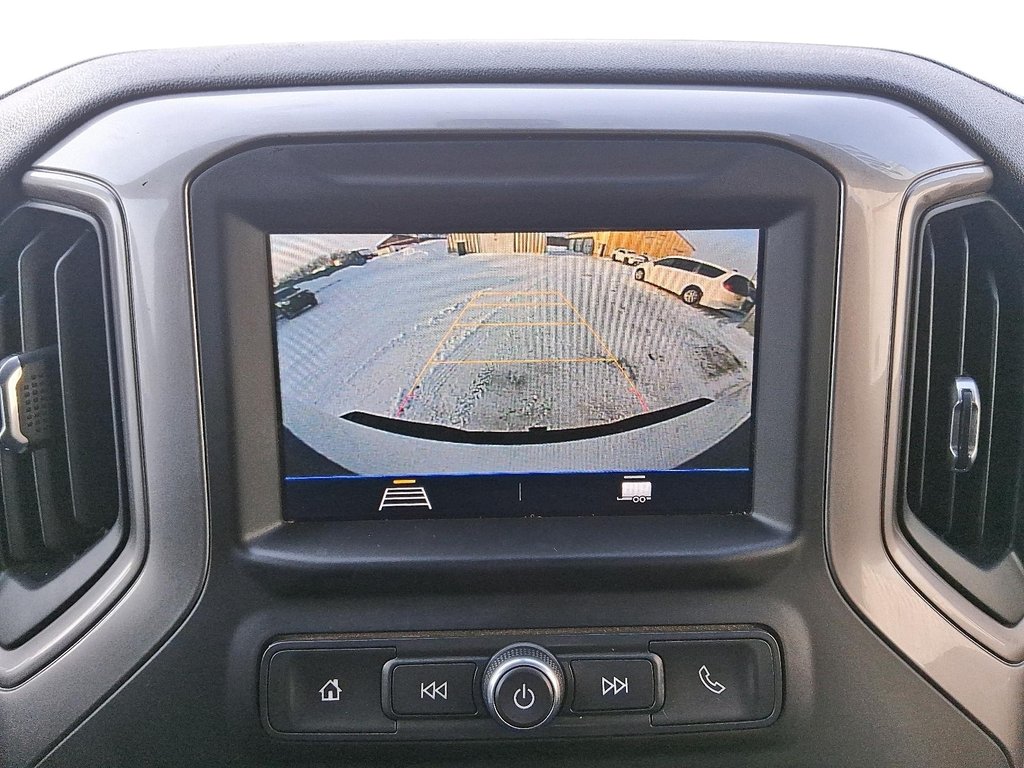 2022 Chevrolet Silverado 2500 Crew 4x4 Custom Standard Box in Stratford, Ontario - 20 - w1024h768px