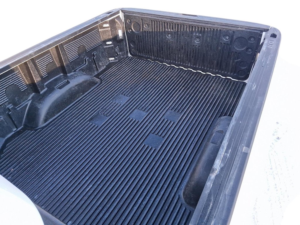 2022 Chevrolet Silverado 2500 Crew 4x4 Custom Standard Box in Stratford, Ontario - 18 - w1024h768px