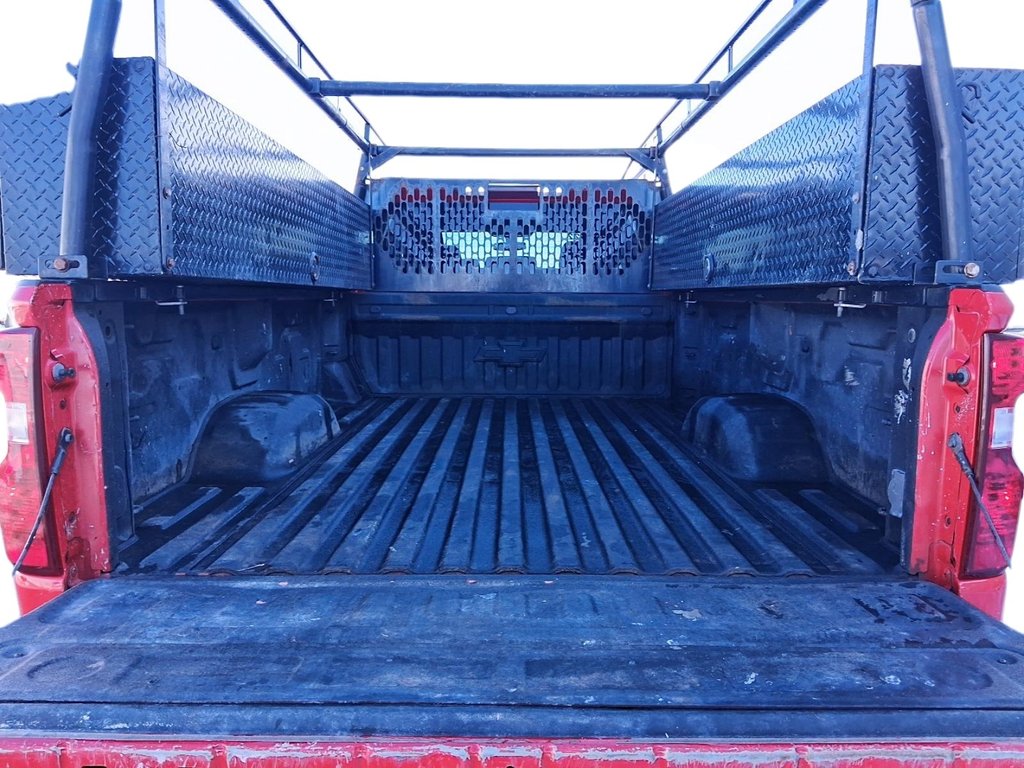 2022 Chevrolet Silverado 2500 Crew 4x4 Custom Standard Box in Stratford, Ontario - 19 - w1024h768px