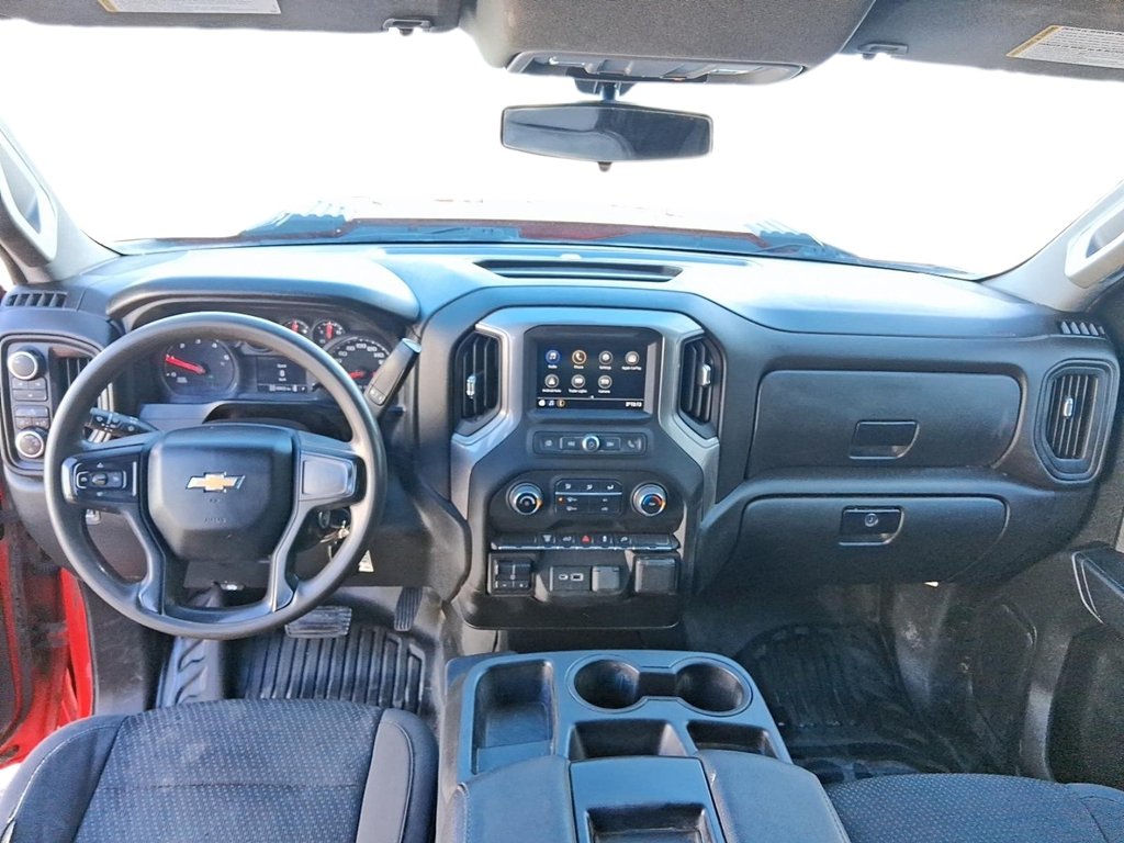 2022 Chevrolet Silverado 2500 Crew 4x4 Custom Standard Box in Stratford, Ontario - 10 - w1024h768px